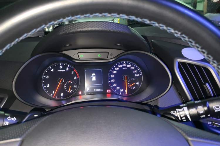 Used Hyundai Veloster 2015 1.6T Automatic Luxury Edition Instrument Cluster