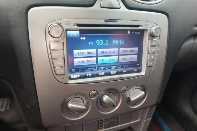 Used Ford Focus 2013 Hatchback Classic 1.8L Manual Base Model
