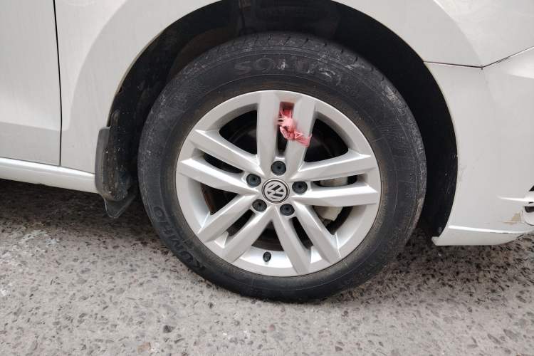 Used Volkswagen Jetta 2019 Dream Edition 1.5L Manual Fashion Version
