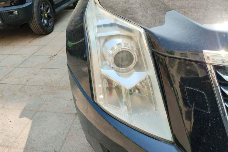 Used Cadillac SRX 2011 3.0L Luxury Model