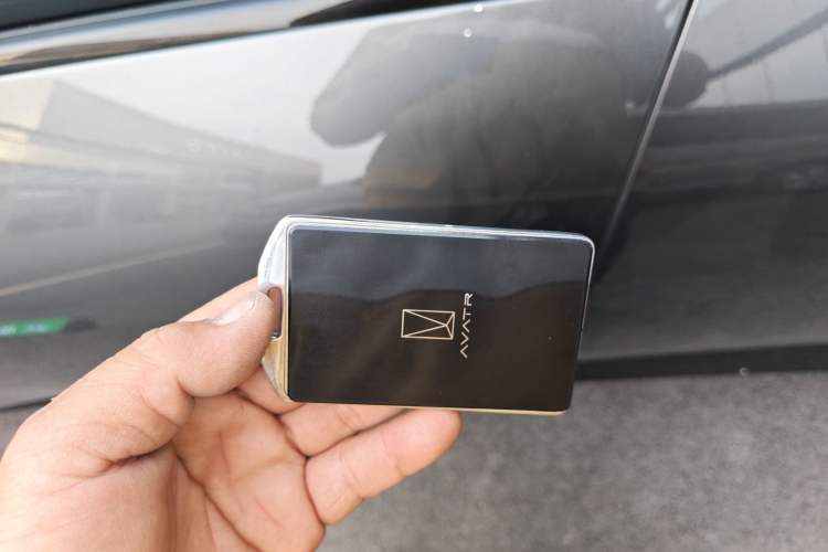 Used Avatr 12 2024 700 Three-Laser Rear-Wheel Drive Luxury Edition
