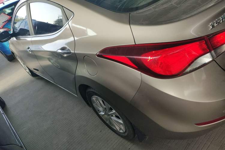 Used Hyundai Elantra (5th Generation / Langdong) 2016 1.6L Automatic Prestige Model Left Side