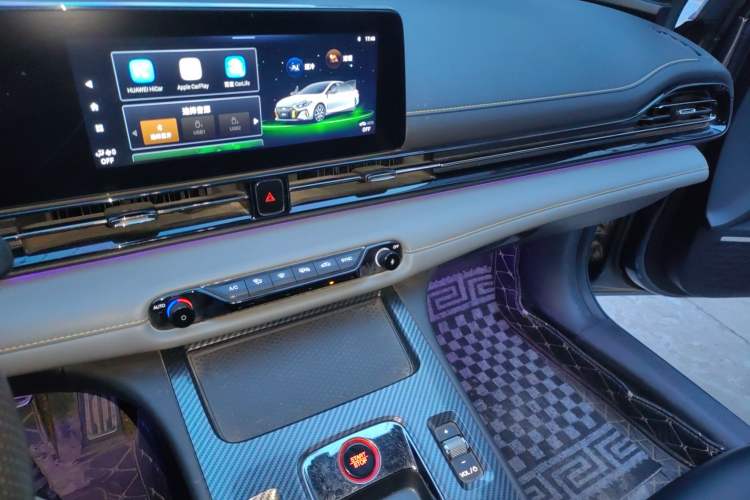 Used GAC Trumpchi EMPOW 2021 270T DCT J15 Version Audio And AC Panel