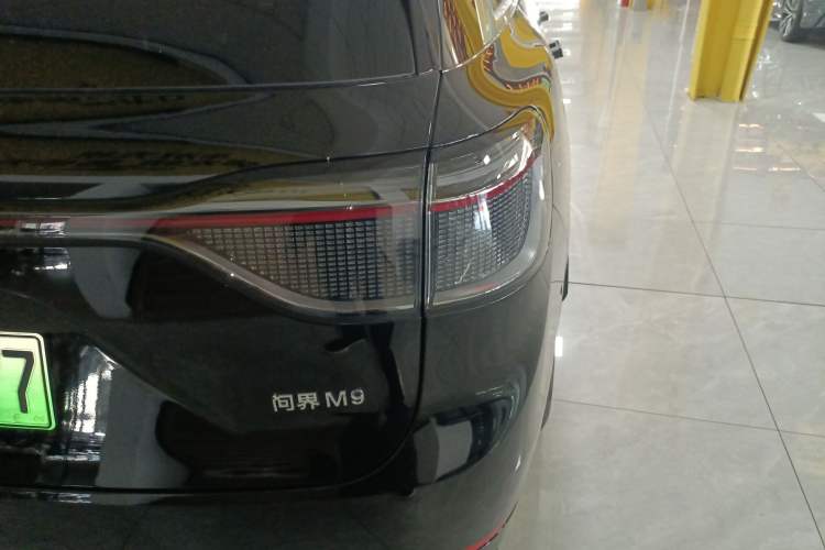 Used Hima AITO M9 2025 Extended-Range Max Version 52 kWh 6-Seater Edition Exterior 3