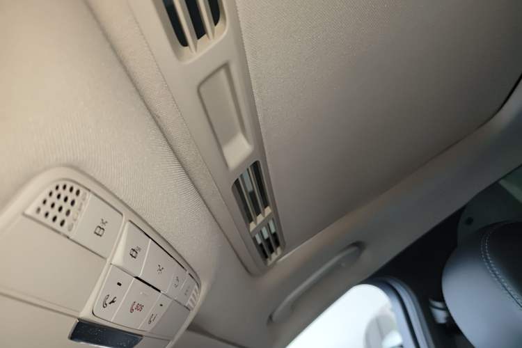 Used Mercedes-Benz C-Class 2018 C 180 L Fashion Edition Sport Version Headliner