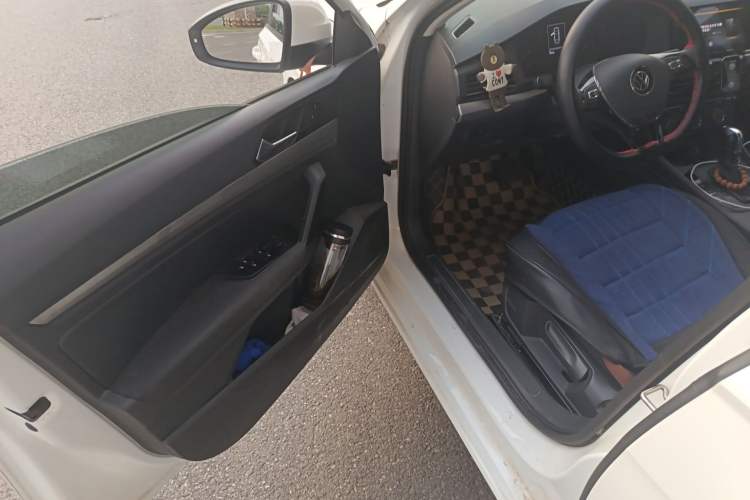 Used Volkswagen Lavida 2021 1.5L Automatic Fashion Edition Driver Seat