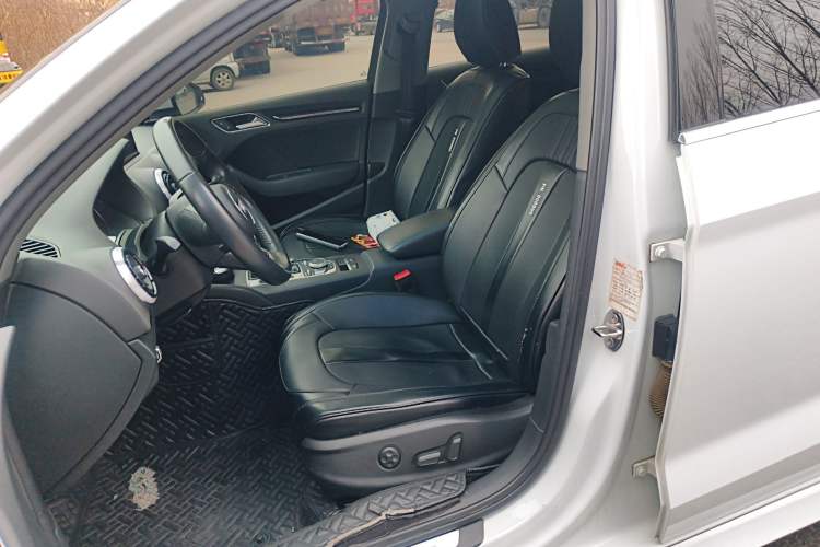 Used Audi A3 2019 Limousine 35 TFSI Fashion Edition China V standard