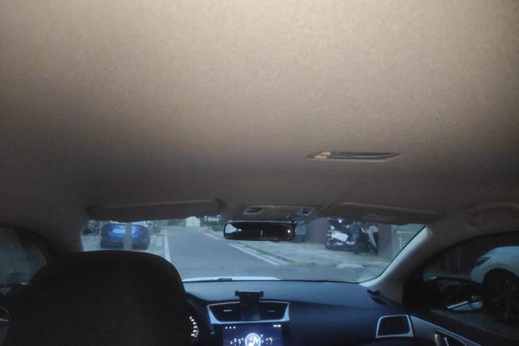 Used Nissan Sylphy 2024 Classic 1.6XE CVT Comfort Edition Headliner