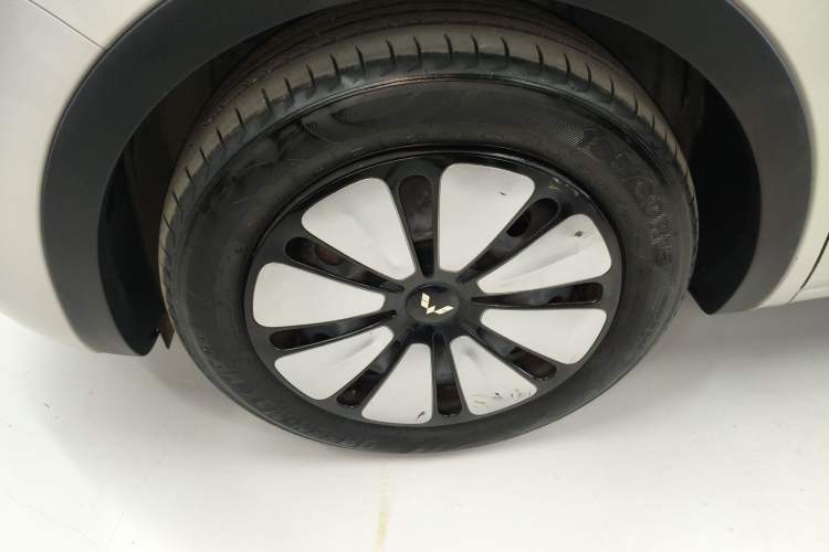 Used Wuling Bingo 2023 333km Enjoy+ Version
