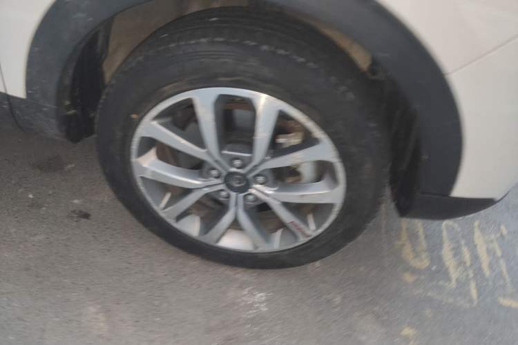 Used Haval H2s 2017 Red-Label 1.5T Dual-Clutch Luxury Model
