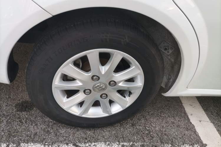 Used Buick Excelle 2015 1.5L Automatic Classic Model
