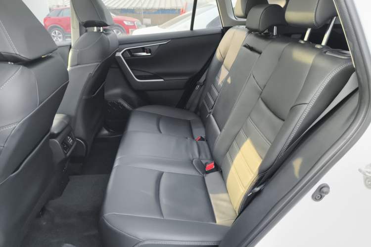 Used Toyota RAV4 2023 2.0L CVT Two-Wheel Drive Fashion Plus Edition