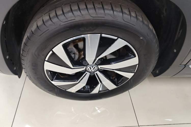 Used Volkswagen Tayron 2019 330TSI Two-Wheel-Drive Luxury Version China V Emission Standard
