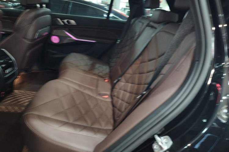 Used BMW X5 2022 Restyled xDrive 40Li M Sport Package
