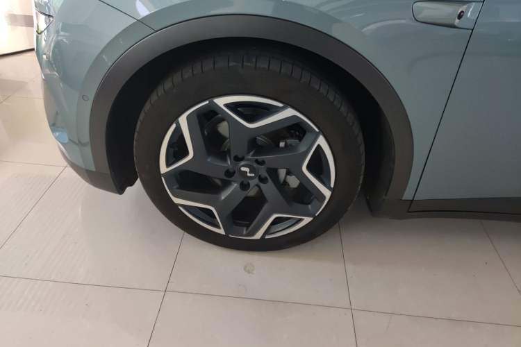 Used ONVO L60 2024 60 kWh Rear-Drive Version
