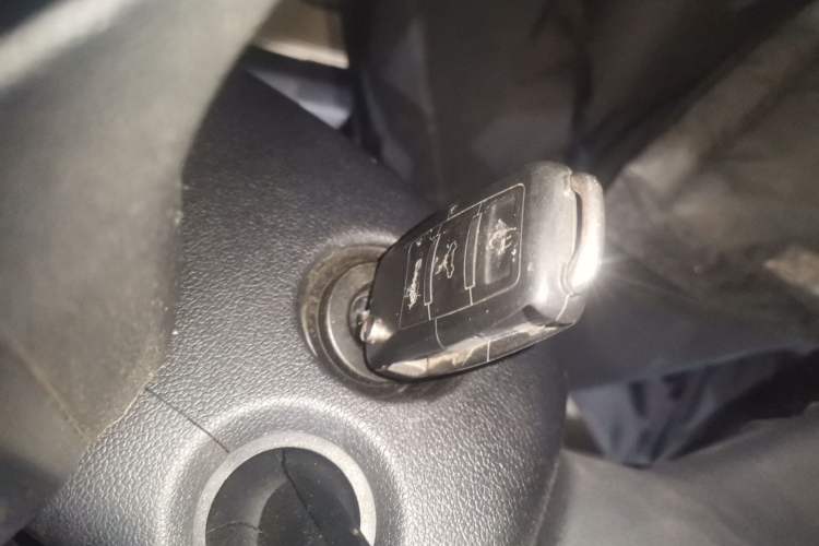 Used Volkswagen Jetta 2013 1.4L Manual Fashion Model