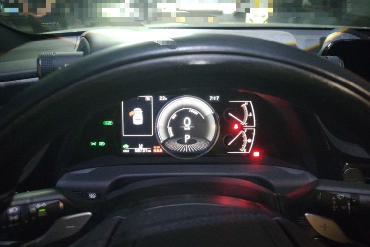 Used Lexus ES 2022 300h Silver Glow Limited Edition
