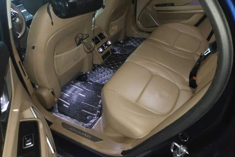 Used Jaguar XFL 2021 XFL 2.0T P250 Two-Wheel-Drive Luxury Deluxe Edition