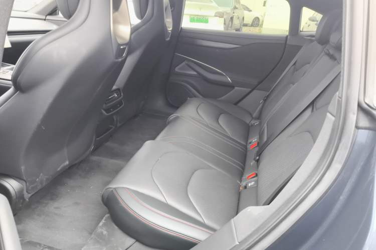 Used Xiaomi Auto SU7 2024 Rear-Drive Standard Founder Edition Left Rear Seat
