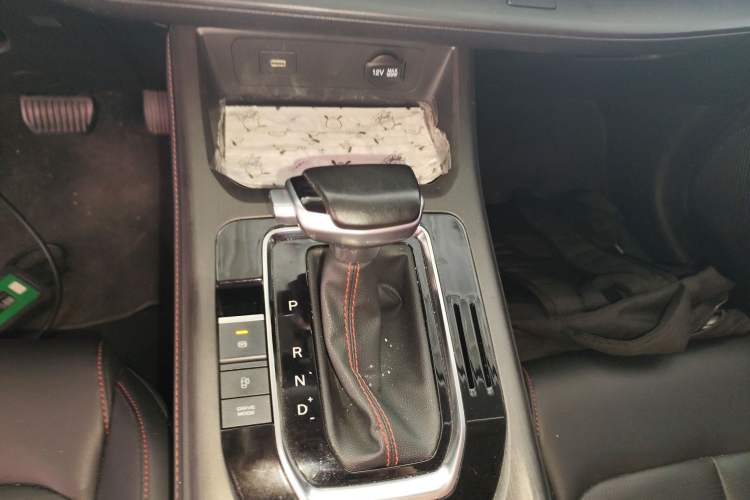 Used CHANGAN CS55PLUS 2022 2nd Generation 1.5T DCT Luxury Version Gear Lever