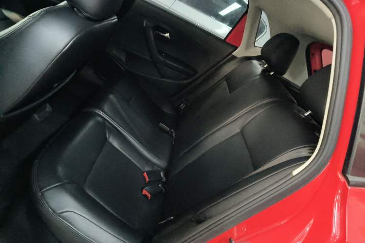 Used Volkswagen Polo 2013 1.4L Automatic Comfort Edition