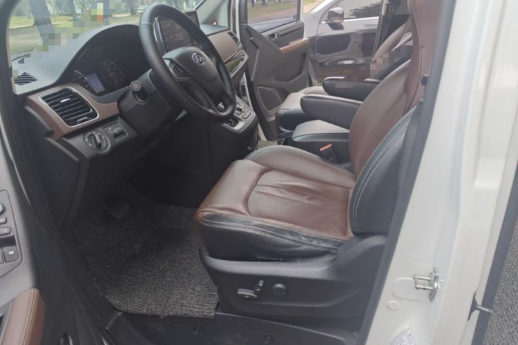 Used SAIC MAXUS G10 2018 PLUS 2.0T Automatic Flagship Edition Left Front Seat