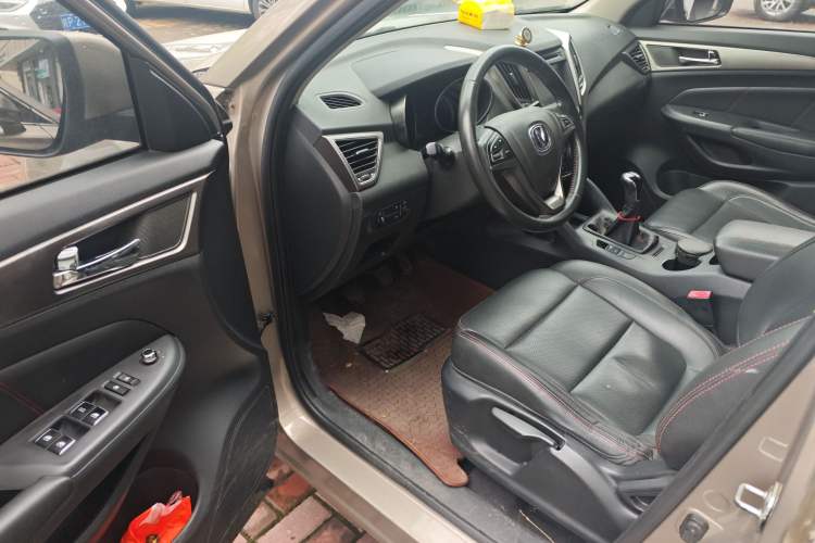 Used CHANGAN CS75 2014 2.0L Manual Luxury Version China V Standard Driver Seat