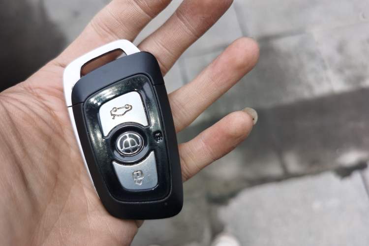 Used Brilliance V3 2016 1.5L Manual Smart Version
