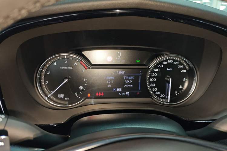 Used Cadillac XT5 2020 28T 4x4 Leading Sport Model