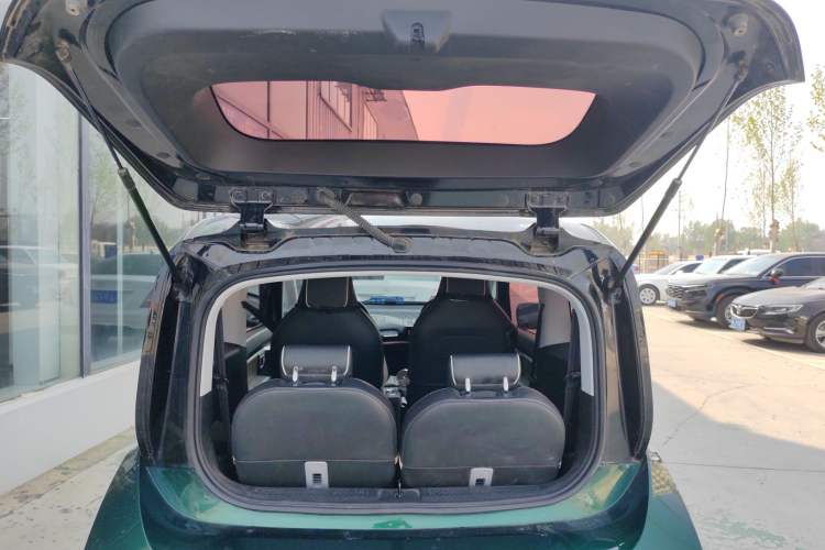 Used Baojun KiWi EV 2022 Designer Lite Edition Ternary Lithium Trunk