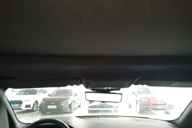 Used Land Rover Range Evoque 2020 249 PS R-DYNAMIC SE Sport Technology Edition Headliner