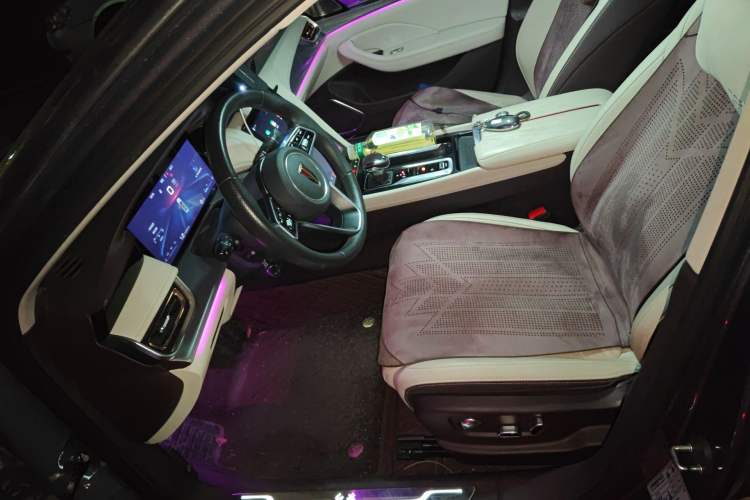 Used Hongqi H5 2023 2.0T Automatic Smart Connect Flagship Edition