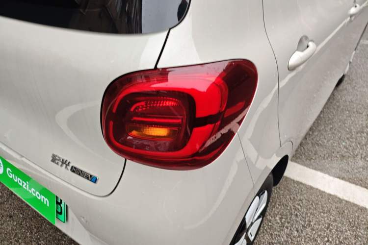 Used Wuling Hongguang MINIEV 2025 Four-Door Version Advanced Edition
