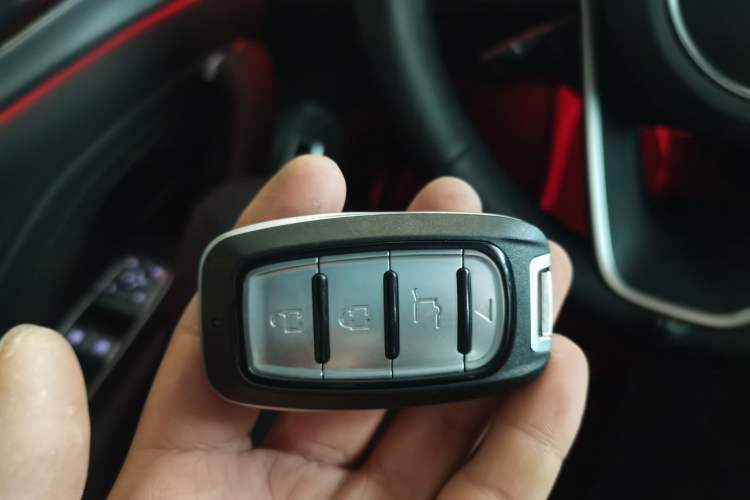 Used Hongqi H5 2024 2.0T Automatic Smart Connect Flagship Edition Interior 1