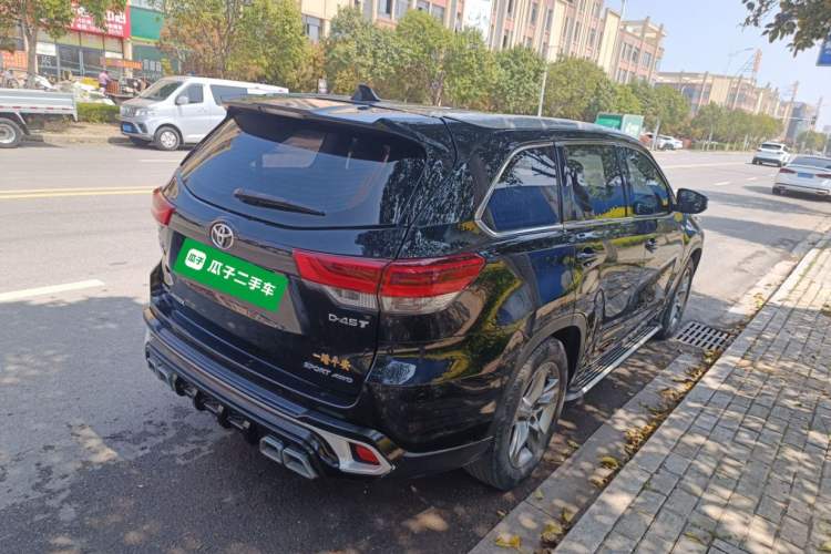 Used Toyota Highlander 2018 2.0T Four-Wheel Drive Luxury Edition 7 Seats China V Emission Standard