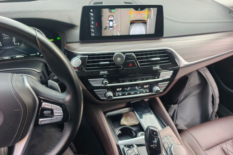 Used BMW 5 Series 2018 Facelifted 530Li Luxury Edition Premium Package
