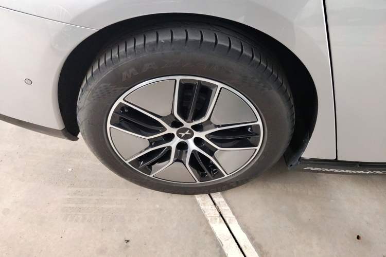 Used XPeng P7 2024 P7i 550 Max
