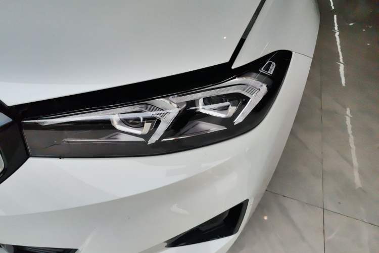 Used BMW i3 2023 eDrive 40 L Midnight Edition
