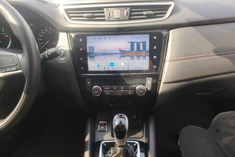 Used Nissan Qashqai 2022 2.0L CVT XV Smart Enjoyment Version Audio And AC Panel