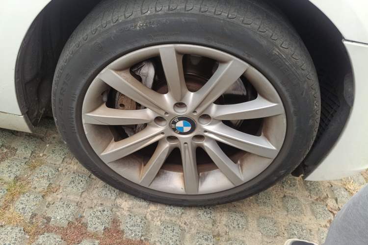 Used BMW 5 Series 2013 535Li Leading Model