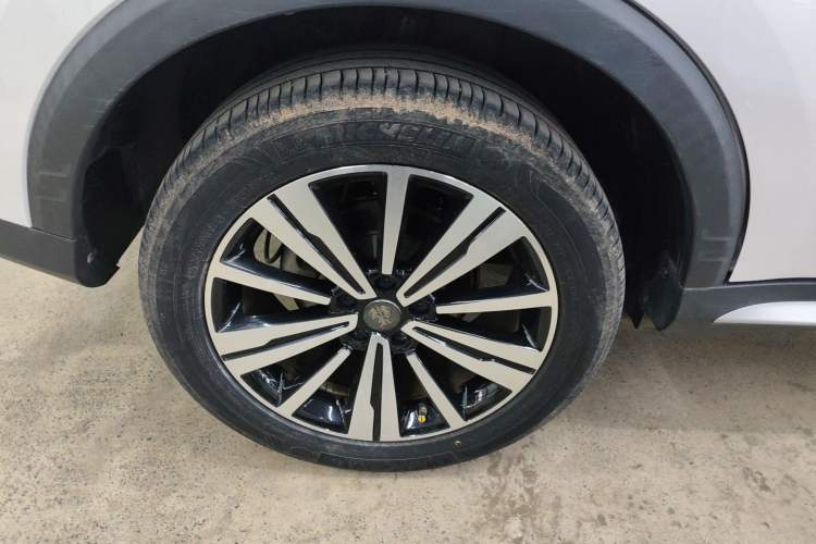 Used Roewe RX5 New Energy 2017 eRX5 50T Hybrid Connected Prestige Flagship Edition