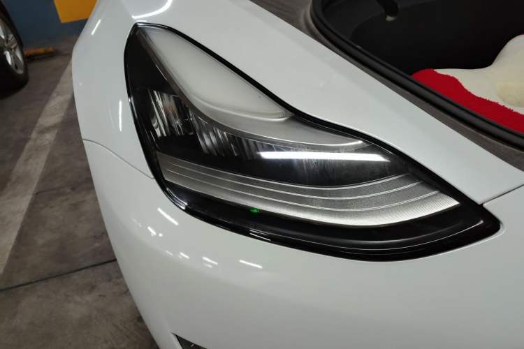 Used Tesla Model 3 2019 Long-Range All-Wheel-Drive Version