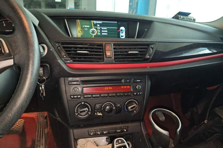 Used BMW X1 2015 sDrive18i Fashion Upgrade Edition