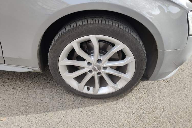 Used Audi A4L 2013 35 TFSI Automatic Standard Model
