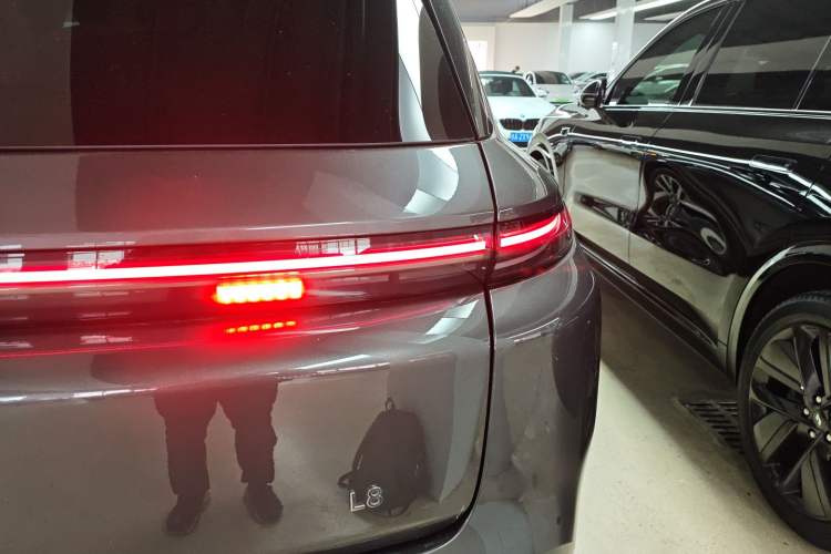 Used Li Auto L8 2023 Air model
