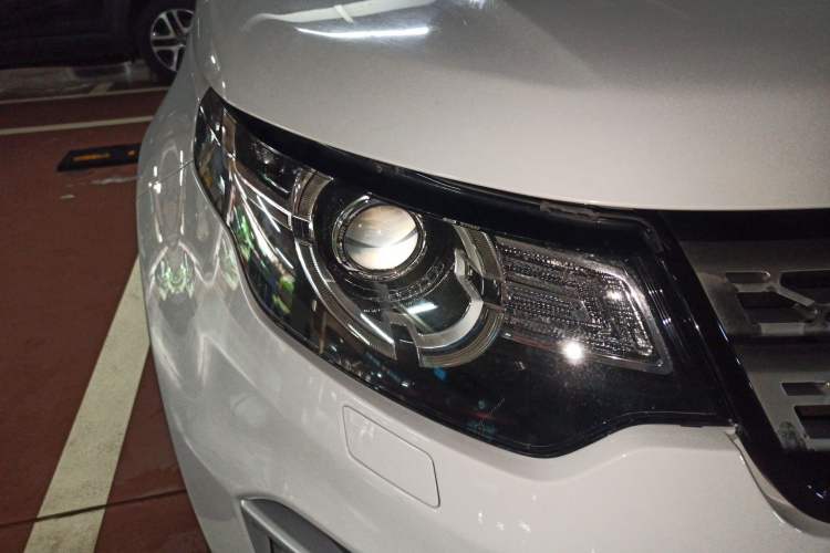 Used Land Rover Discovery Sport 2015 2.0T HSE LUXURY Right Front Headlight