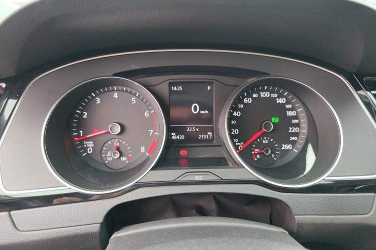 Used Volkswagen Magotan 2020 330TSI DSG Luxury Edition Instrument Cluster