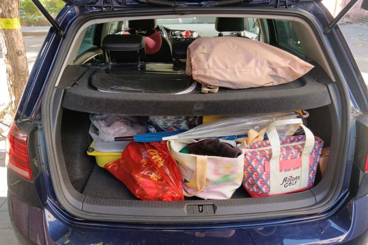 Used Volkswagen Golf New Energy 2018 e-Golf Trunk