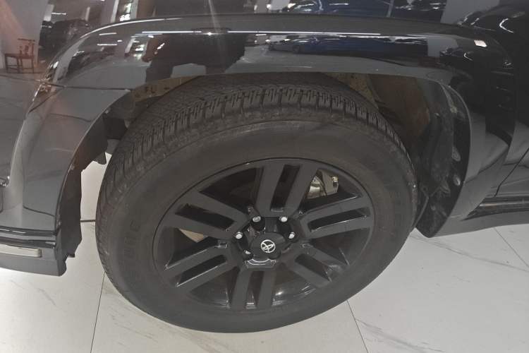 Used Toyota 4Runner 2018 4.0L Parallel Import