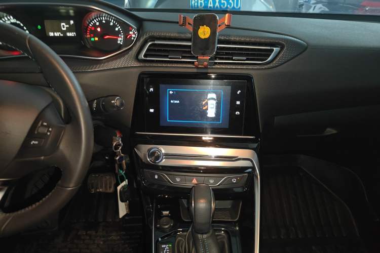 Used Peugeot 308 2019 230THP Automatic Luxury Edition China V Standard Audio And AC Panel